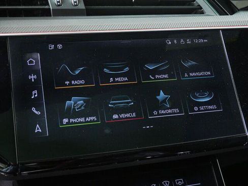 Used 2023 Audi e-tron S Prestige w/ Prestige Package AWD/4WD image 15