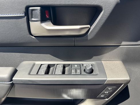 New 2026 Toyota Sequoia Platinum AWD/4WD image 27
