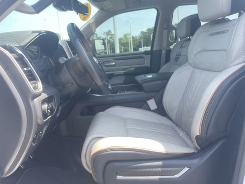 Used 2025 RAM 1500 Tungsten AWD/4WD image 15