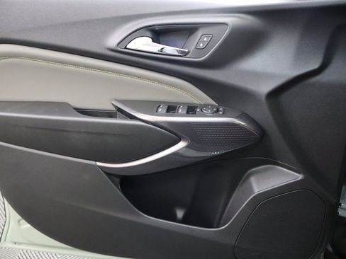 New 2026 Chevrolet Trax ACTIV w/ Driver Confidence Package FWD image 35