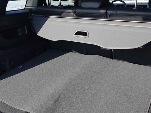 Used 2026 Mercedes-Benz GLB 250 4MATIC image 19