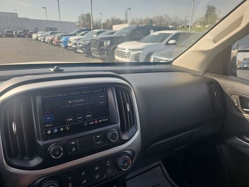 Used 2022 Chevrolet Colorado LT w/ Fleet Safety Package image 11