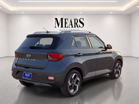 Used 2025 Hyundai Venue SEL FWD image 5