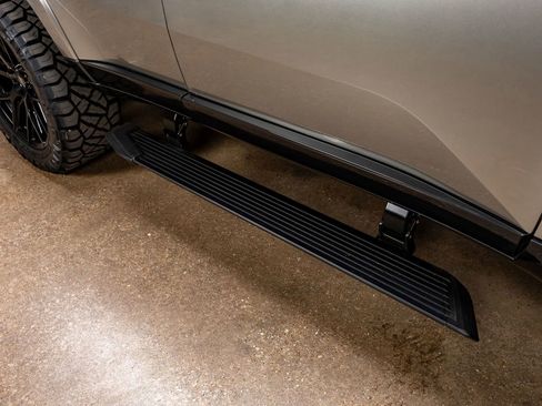 Used 2024 Lexus GX 550 image 13