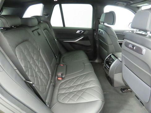 New 2026 BMW X5 xDrive40i w/ M Sport Package image 23