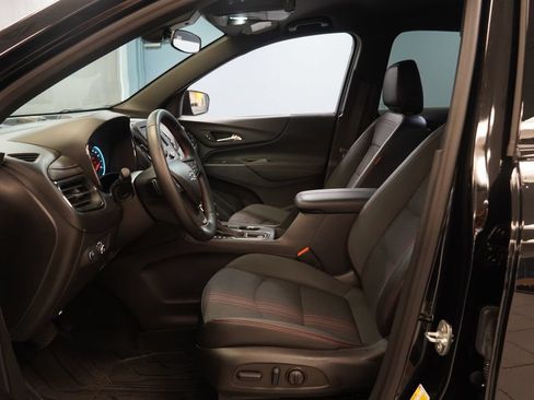 Used 2023 Chevrolet Equinox RS w/ LPO, Floor Liner Package FWD image 5