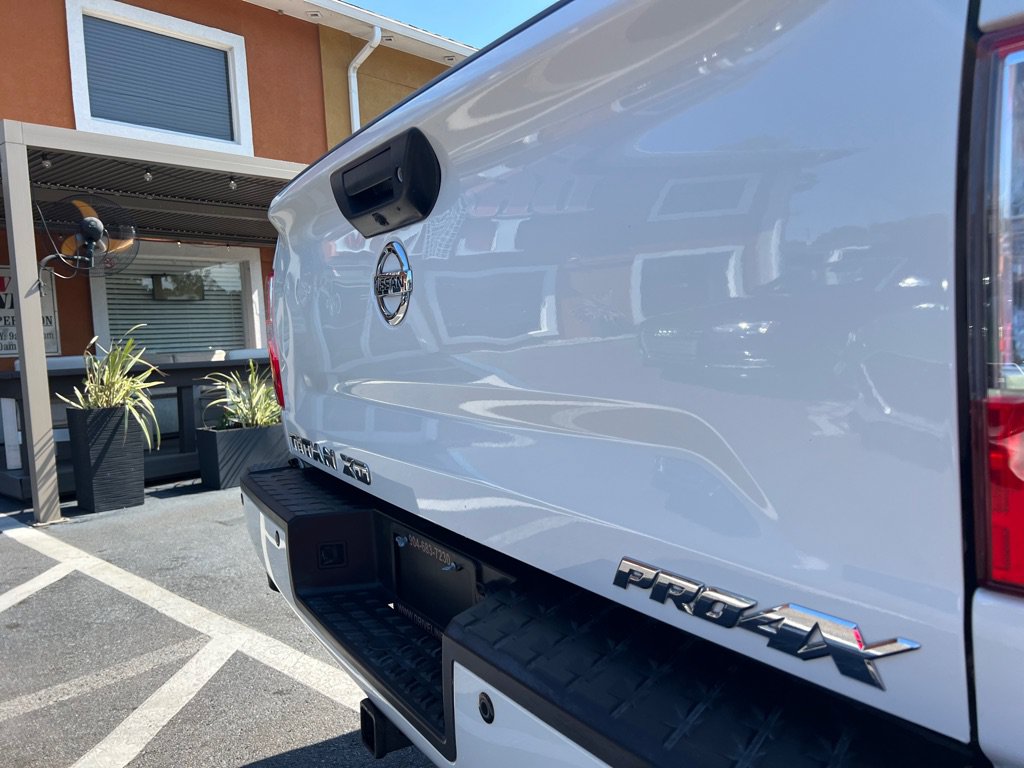 Used 2018 Nissan Titan PRO-4X w/ Pro-4x Convenience Package AWD/4WD image 54