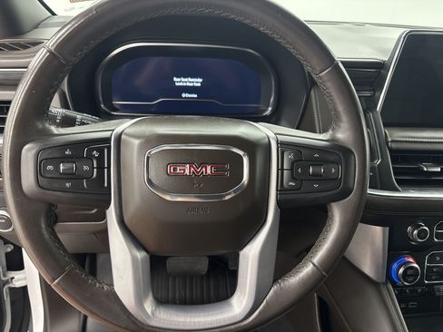 Used 2023 GMC Yukon SLT RWD image 12