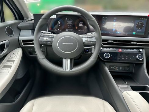 New 2026 Hyundai Sonata SEL FWD image 10