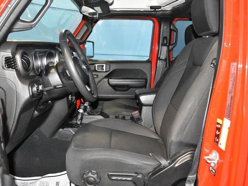 Used 2023 Jeep Gladiator Sport image 6