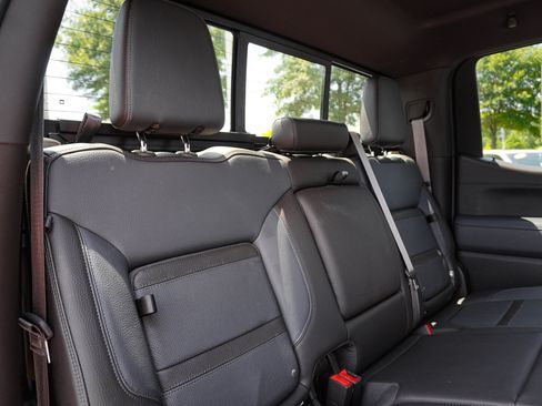 Used 2020 GMC Sierra 1500 Denali w/ Technology Package AWD/4WD image 32