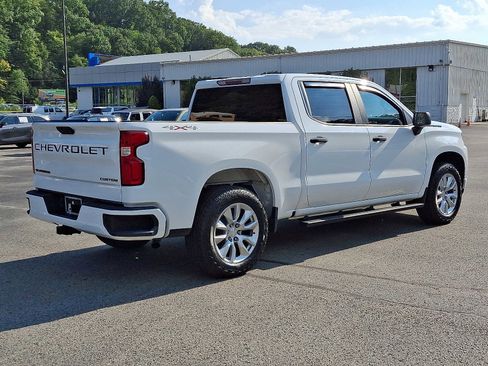 Used 2020 Chevrolet Silverado 1500 Custom w/ Custom Value Package image 7