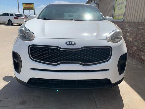 Used 2017 Kia Sportage LX image 7