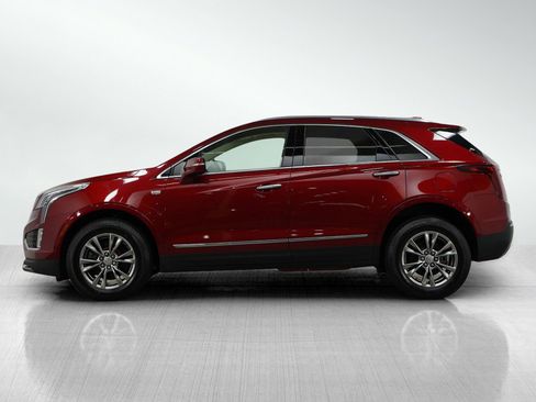 Used 2021 Cadillac XT5 Premium Luxury image 3