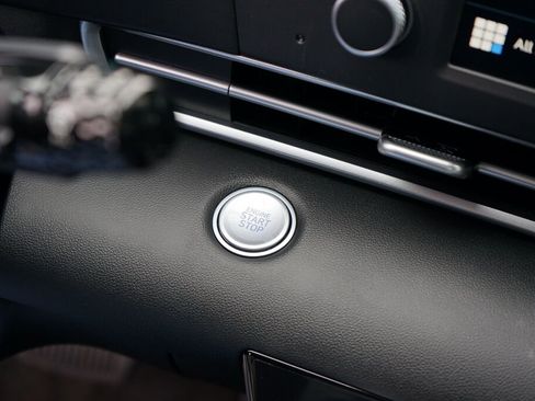 New 2025 Hyundai Elantra Blue image 19