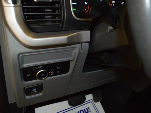 Used 2023 Ford F150 XLT image 16