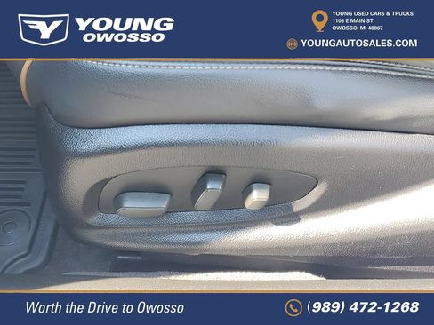 Used 2014 Chevrolet Impala LT w/ Premium Seating Package FWD image 9