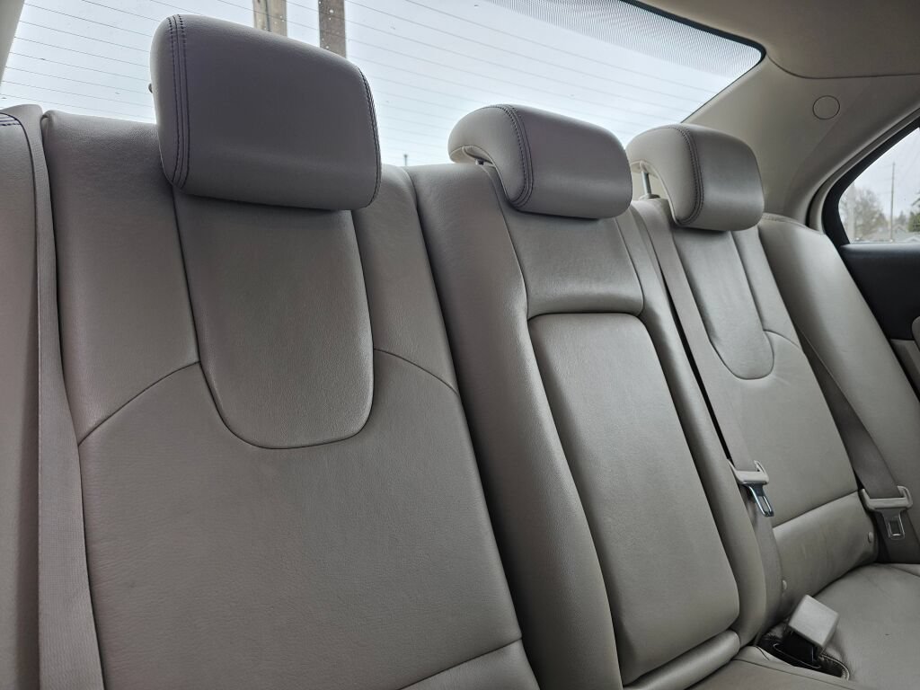 Used 2010 Ford Fusion SEL AWD/4WD image 12