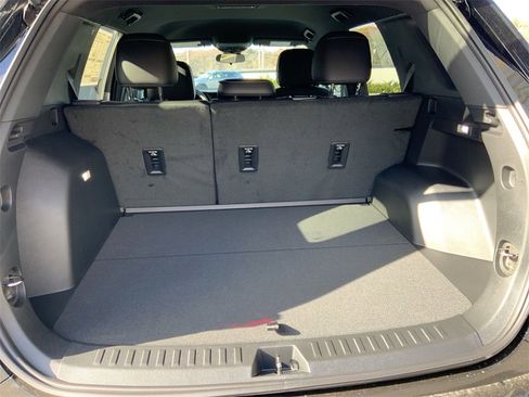 New 2026 GMC Terrain AT4 w/ LPO, Floor Liner Package image 24
