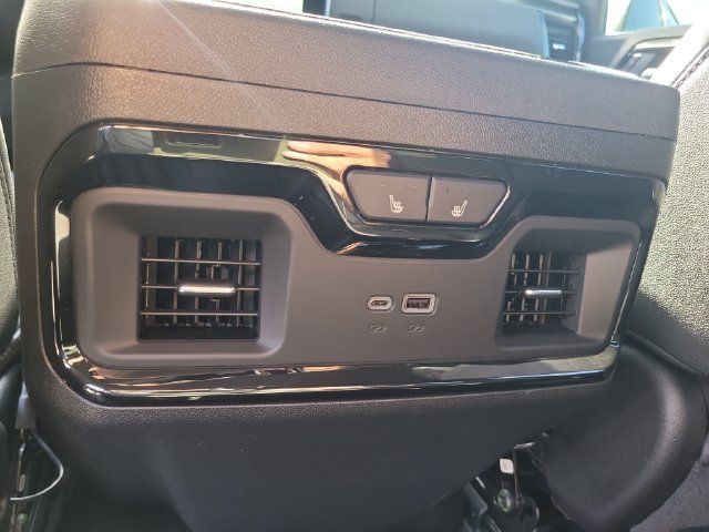 Used 2026 GMC Sierra 1500 AT4 w/ AT4 Premium Package AWD/4WD image 16