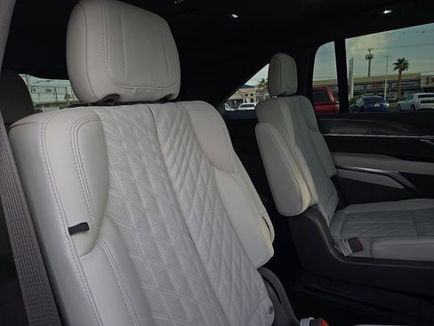 New 2026 Cadillac Escalade IQ Luxury 1 w/ LPO, Floor Liner Package image 14