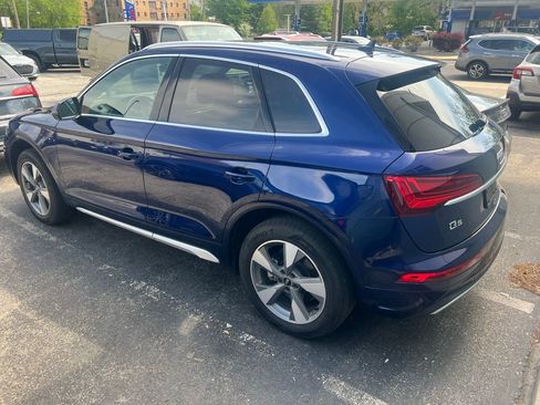 Used 2022 Audi Q5 2.0T Premium AWD/4WD image 3