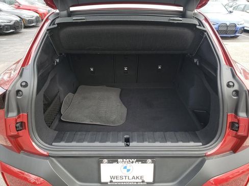 Certified 2025 BMW X2 xDrive28i AWD/4WD image 9