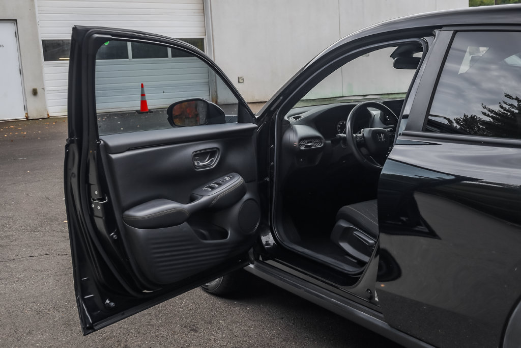 Used 2024 Honda HR-V Sport image 24