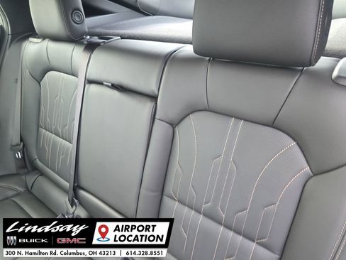 New 2026 Buick Envista Avenir image 24