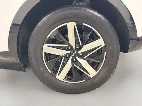 Used 2021 Kia Sorento S FWD image 33