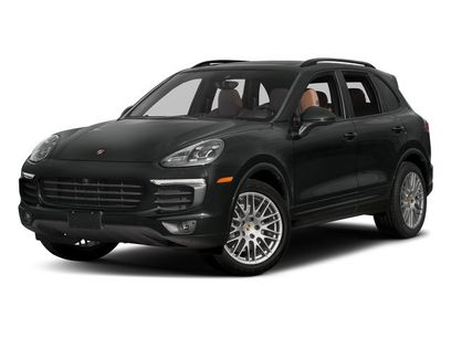 Used 2017 Porsche Cayenne Platinum Edition w/ Premium Package (PJV)