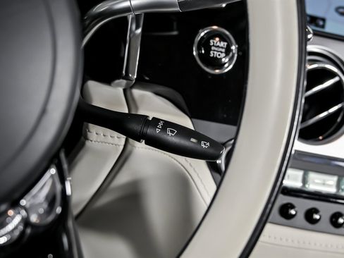 Used 2019 Rolls-Royce Wraith image 33