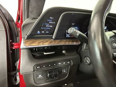 Used 2023 Cadillac Escalade Sport Platinum w/ LPO, ONYX Package AWD/4WD image 18