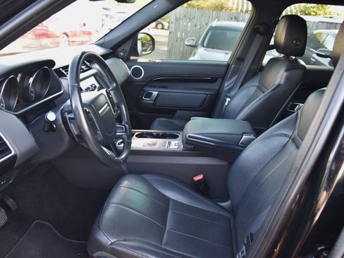 Used 2019 Land Rover Discovery SE AWD/4WD image 9