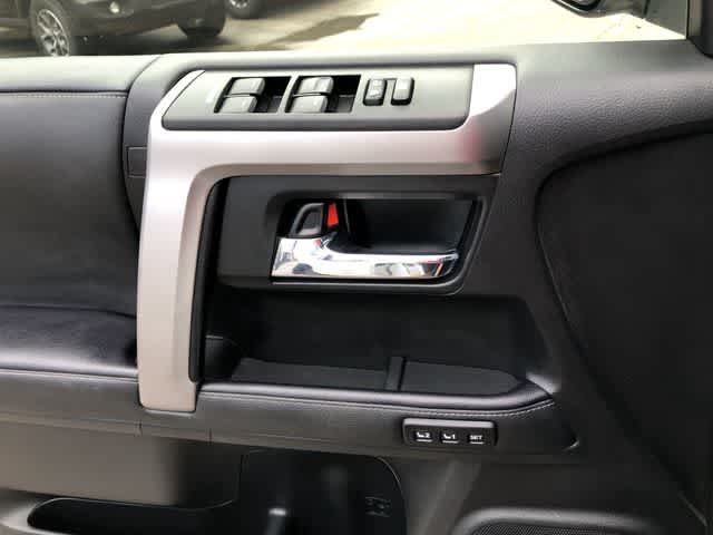 Used 2020 Toyota 4Runner Limited AWD/4WD image 35