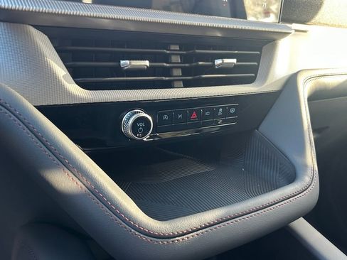 New 2026 Ford Explorer Active w/ Active Comfort Package image 32