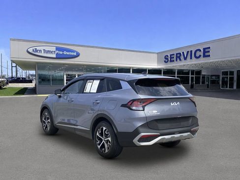 Used 2024 Kia Sportage EX FWD image 6