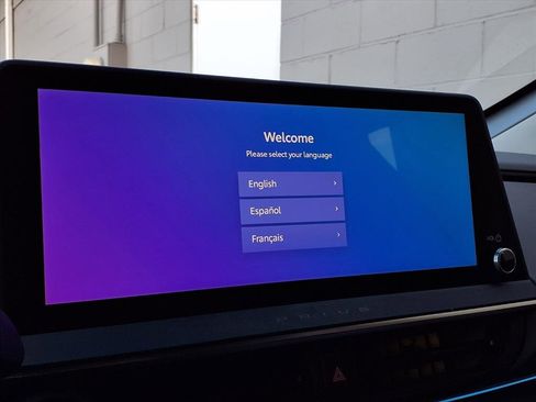 Certified 2023 Toyota Prius XLE image 8