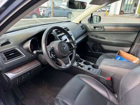 Used 2018 Subaru Outback 2.5i Limited AWD/4WD image 4