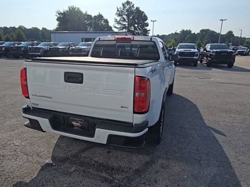 Used 2022 Chevrolet Colorado LT w/ Luxury Package AWD/4WD image 8
