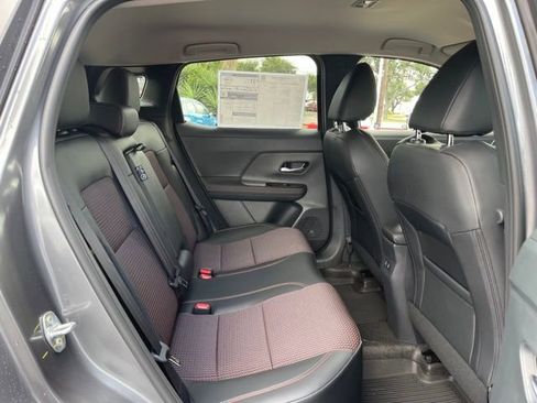 Certified 2025 Nissan Kicks SR FWD image 18