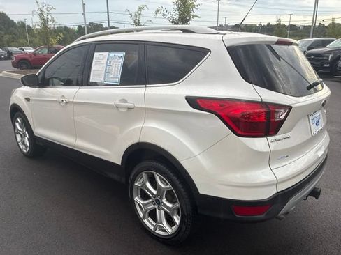 Used 2019 Ford Escape Titanium w/ U9j03 - Titanium Tow Package AWD/4WD image 5