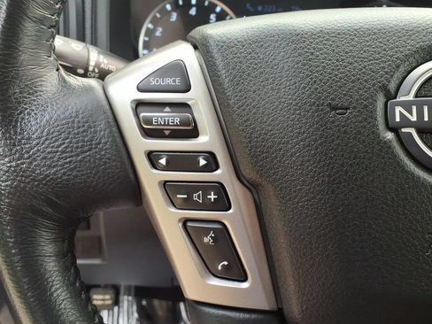 Used 2023 Nissan Titan SV w/ SV Convenience Package AWD/4WD image 29