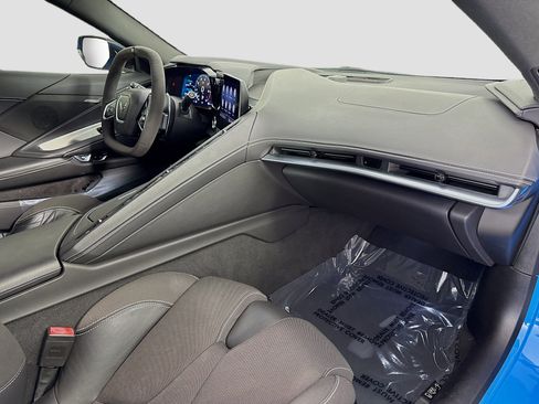 Used 2021 Chevrolet Corvette Stingray Coupe w/ 1LT image 26