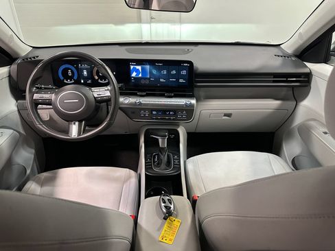 Used 2025 Hyundai Kona SEL AWD/4WD image 78