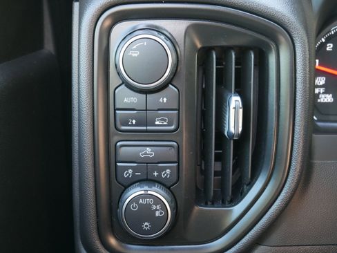 Certified 2023 Chevrolet Silverado 1500 Custom image 24