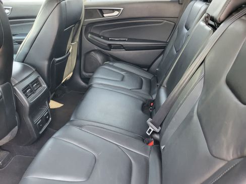 Used 2016 Ford Edge Titanium w/ Technology Package AWD/4WD image 28