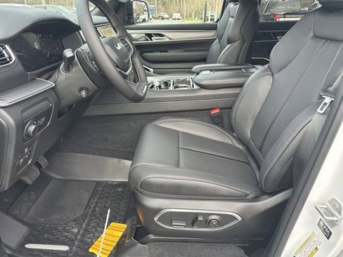 New 2026 Jeep Grand Wagoneer Limited image 10