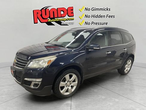 Used 2017 Chevrolet Traverse LT w/ Style and Technology Package AWD/4WD image 1