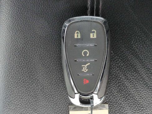 Used 2023 Chevrolet Malibu LT w/ Driver Confidence Package FWD image 34